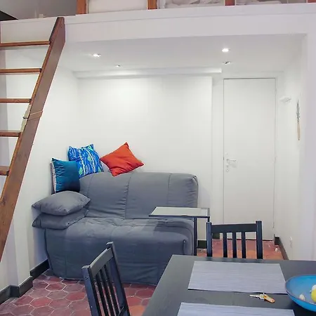 Apartment Studio Classic Odeon Citycosy Paris